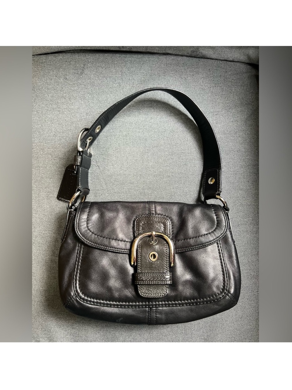 Coach Vintage Soho Black Leather Buckle Flap Shoulder Bag/Hobo
F13105